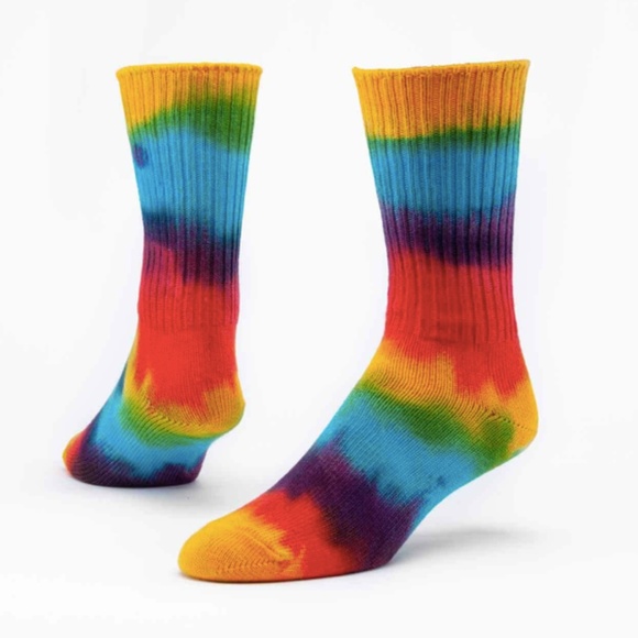 2 Pair Maggie's Organic Hand Died Crew Socks Medium Made in USA NWT - Picture 2 of 13